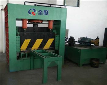 液(yè)壓龍門剪(jiǎn)切機