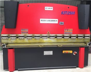 液壓(yā)數顯折彎機(jī)