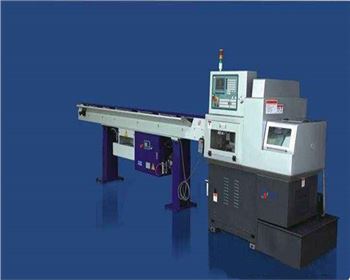 西安五軸(zhou)聯動走心式(shì)數控車床